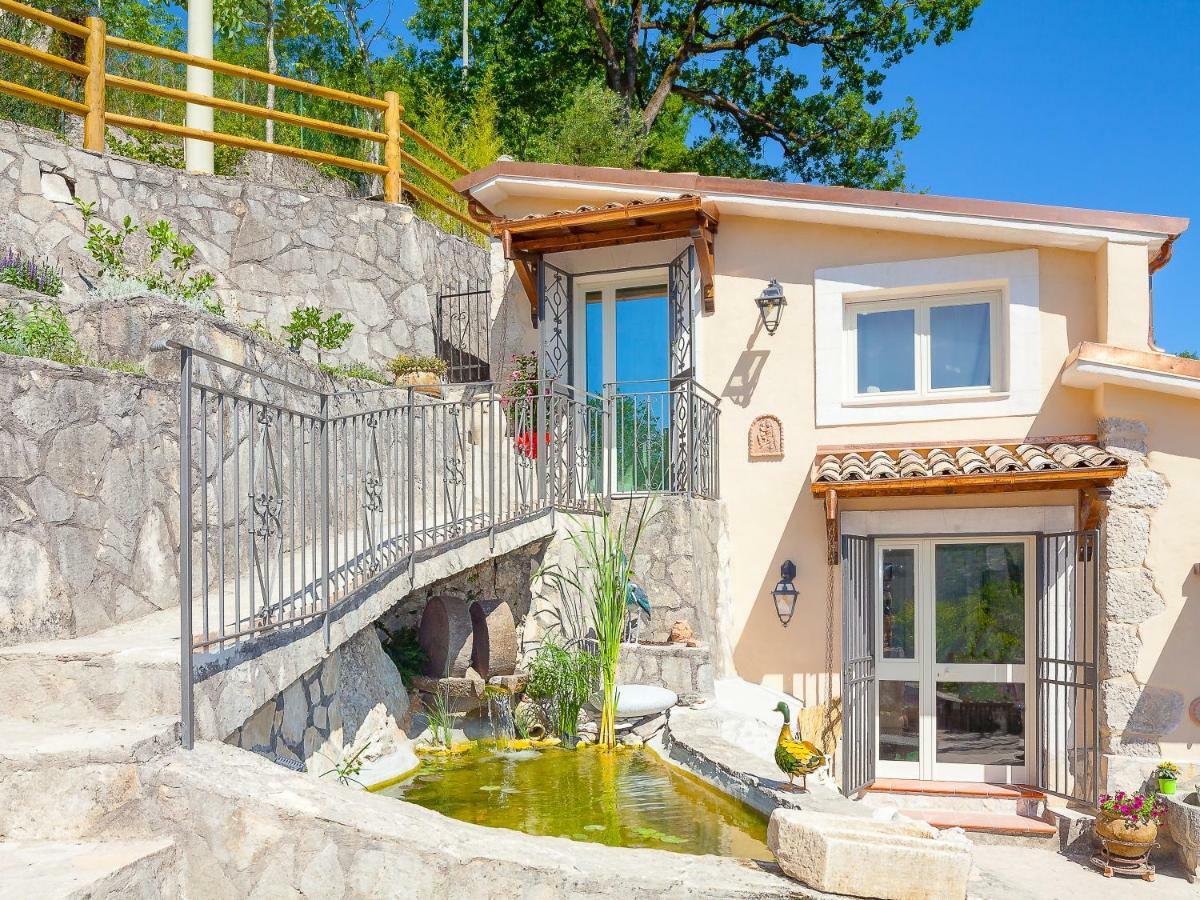 La Casa Sul Lago Posta Fibreno Exteriör bild
